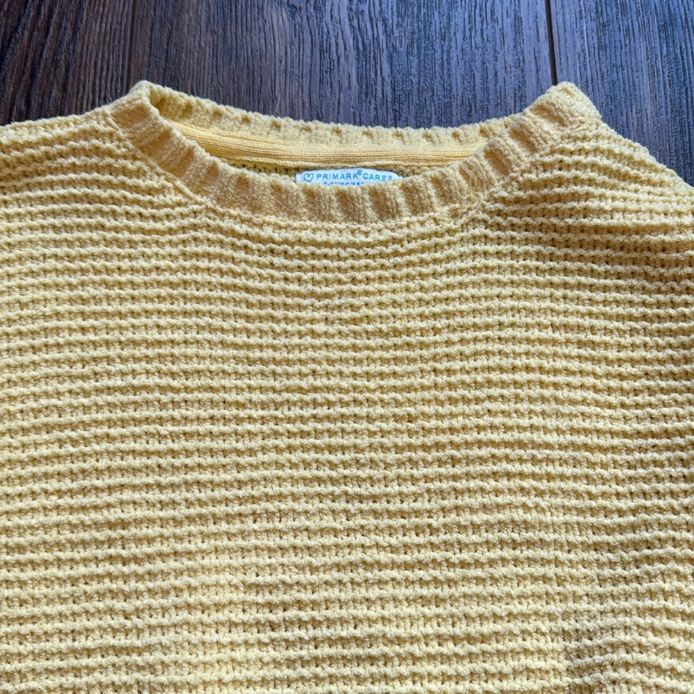Girls Sweater - Picture 4 of 6